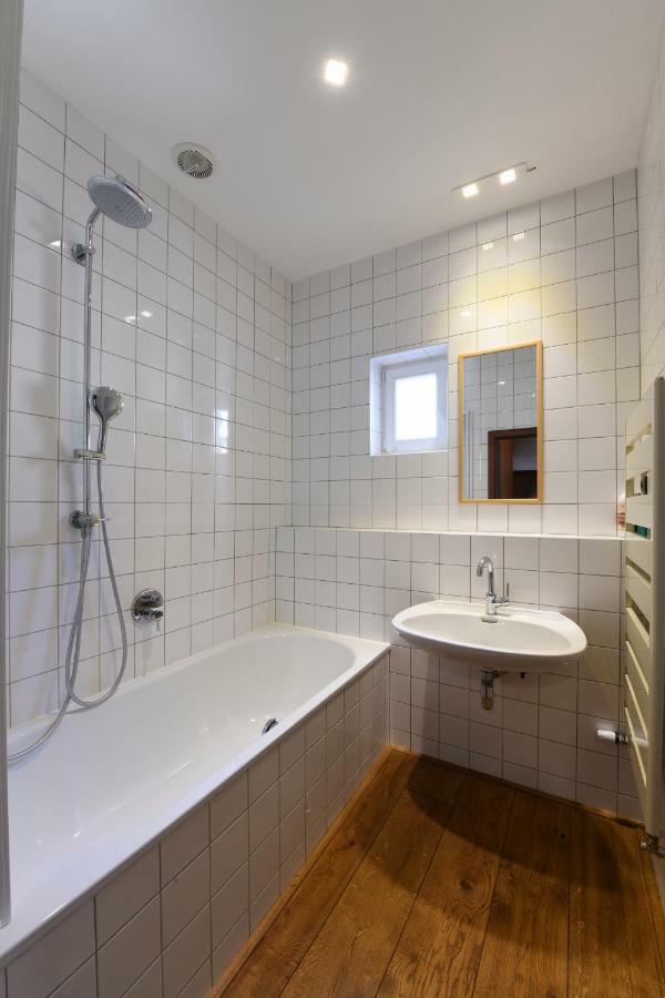 Loft Apartamento Praga Exterior foto
