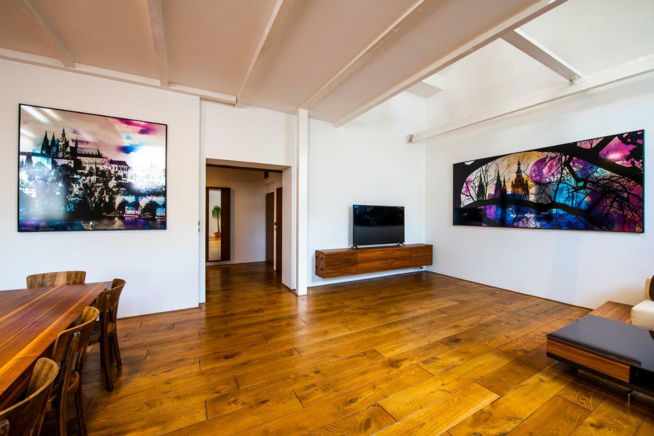 Loft Apartamento Praga Exterior foto
